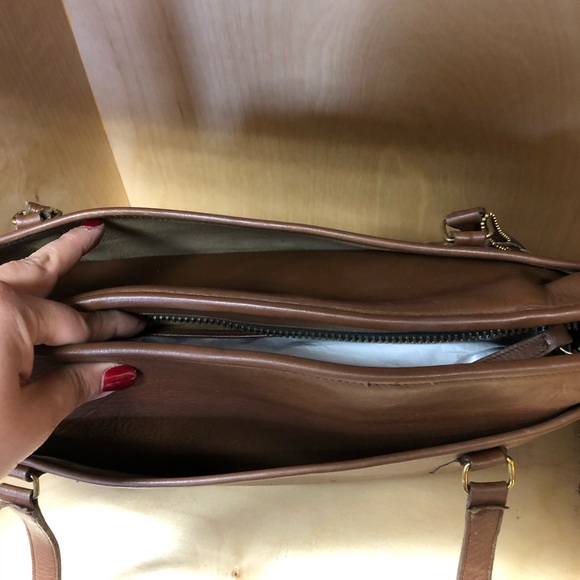 Large Vintage Coach - Picture 3 of 5